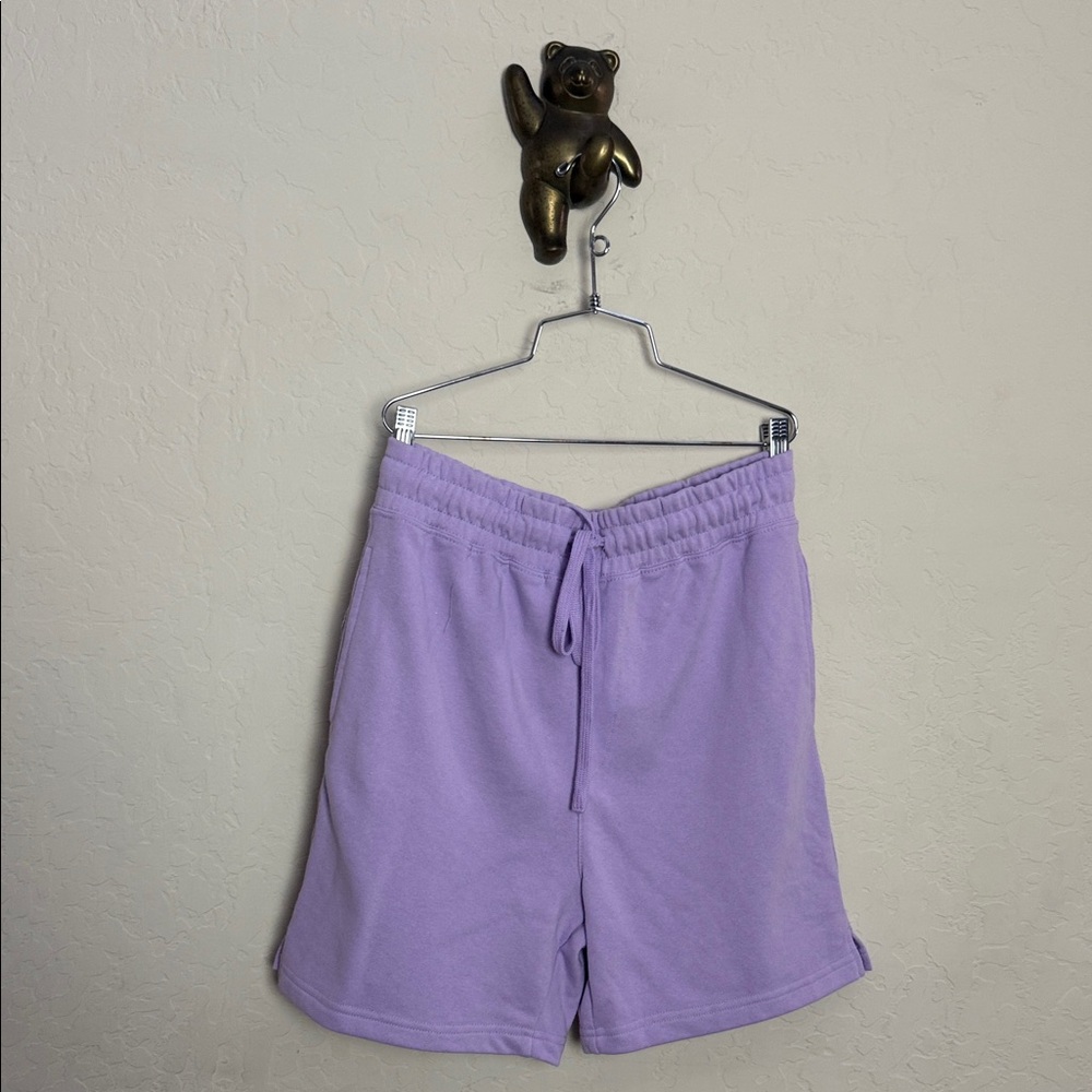 Forever 21 men’s Lavender athletic drawstring Shorts size L NWOT